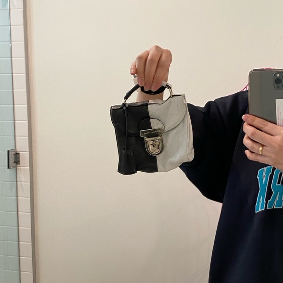 Vintage dolce and gabbana mini belt bag - Picture 8 of 8